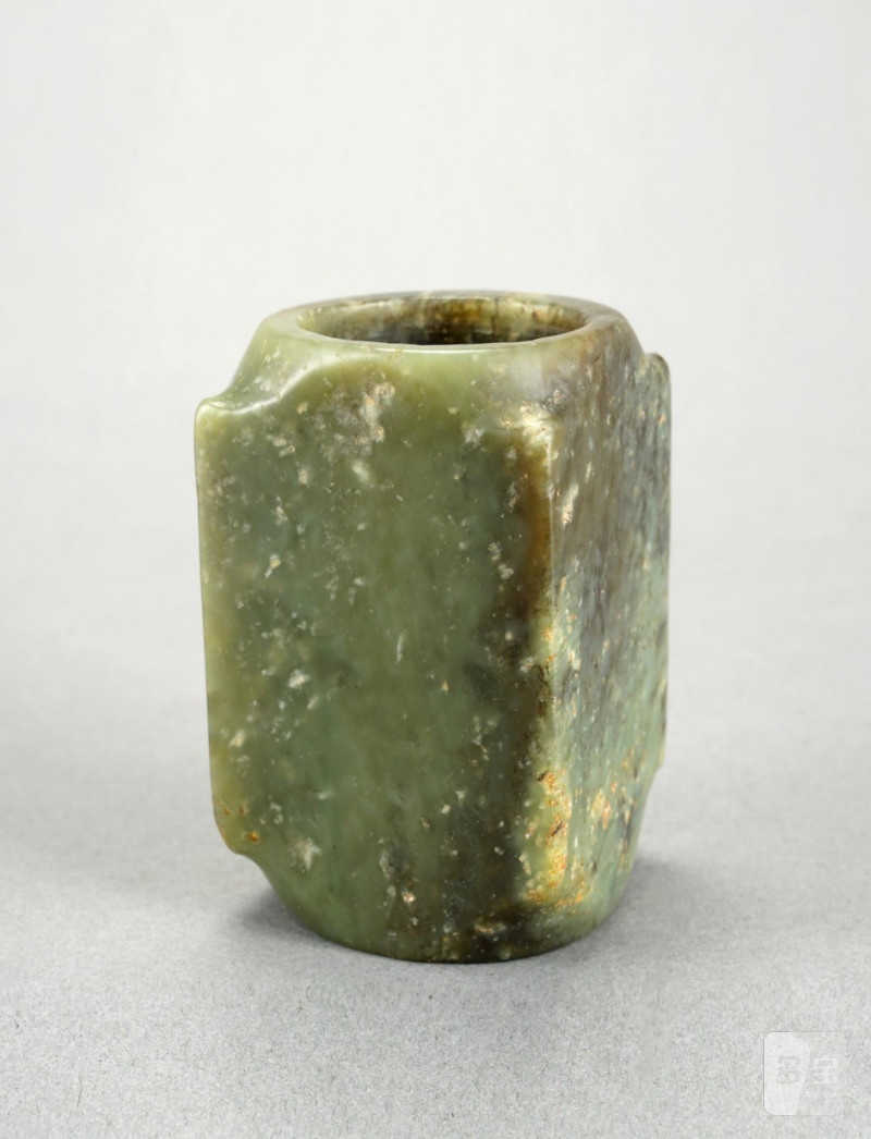    清 玉棕